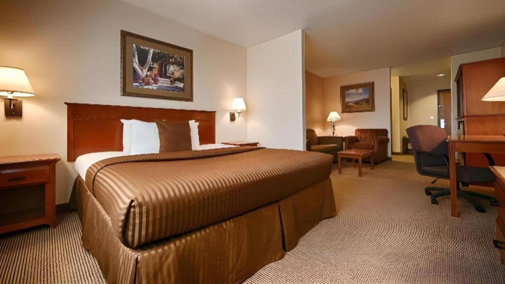 Best Western Territorial Inn And Suites Bloomfield Exterior foto
